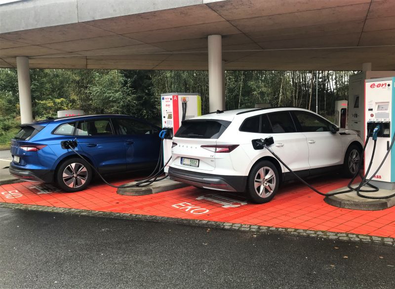 title image of Spotted Skoda Enyaq at a fast charger - and even two of them