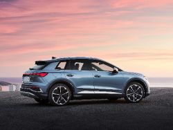 Audi Q4 e-tron - side view