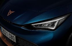 Cupra Born - front light