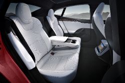 Tesla Model S - Image 10 from the photo gallery