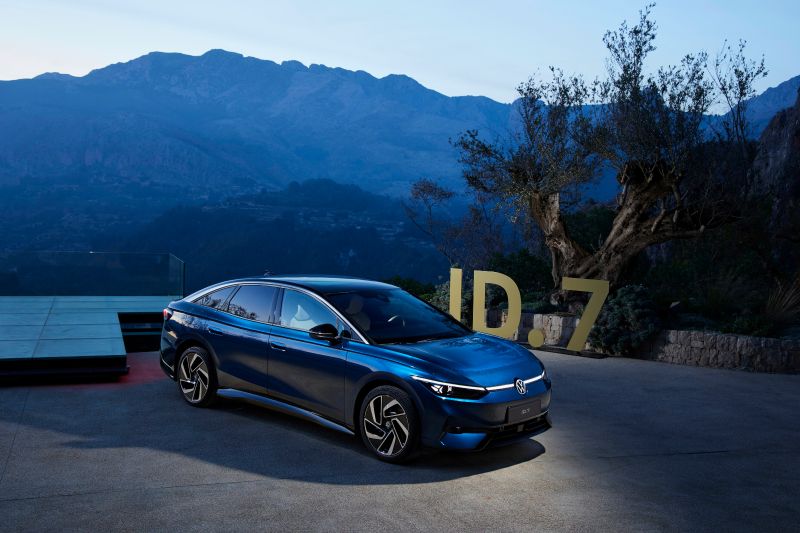 title image of Volkswagen Unveils the ID.7 with Up to 700 km Range