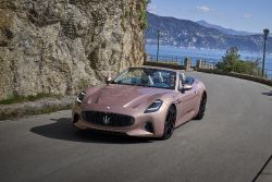 Maserati GranCabrio - Image 11 from the photo gallery