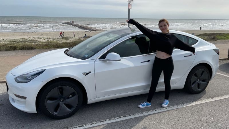 titulní obrázek článku: The TESLA Model 3 Has Changed My Life!!!