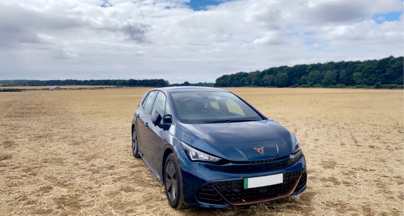 titulní obrázek článku: Newbies first EV road trip in a Cupra Born.