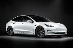 Tesla Model 3 - side