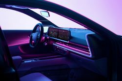 Hyundai Ioniq 6 - interior ambient light