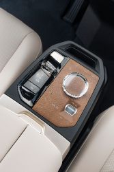 BMW iX - Interior