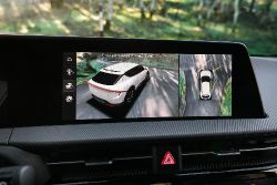 Kia EV6 - 360 camera touchscreen