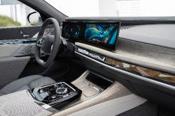 BMW i7 - interior