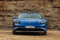 Porsche Taycan Cross Turismo - Neptun Blue