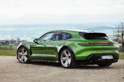 Porsche Taycan Cross Turismo - Mamba Green Metallic