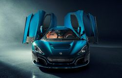 Rimac Nevera - FRONT open