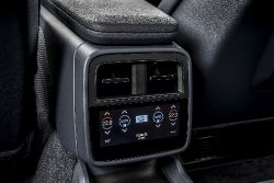 Porsche Taycan - interior back controls
