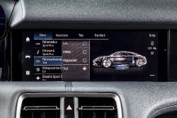 Porsche Taycan - touch screen