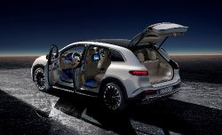 Mercedes-Benz EQS SUV - Image 13 from the photo gallery