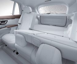 Mercedes-Benz EQS SUV - trunk / boot