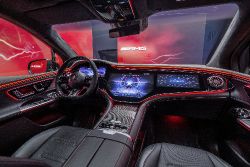 Mercedes-Benz EQE SUV - Interior Hyperscreen