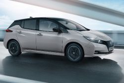 Nissan Leaf - Image 8 from the photo gallery
