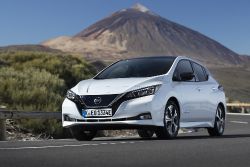 Nissan Leaf - front