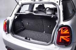 Mini Cooper SE - trunk / boot