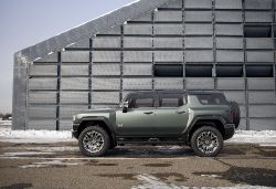 GMC Hummer EV SUV - side