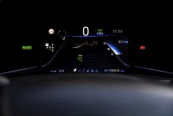 Toyota Mirai - instrument cluster