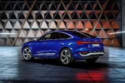 Audi Q8 e-tron Sportback - side