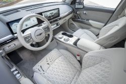 Genesis GV60 - Interior