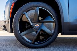 Fisker Ocean - carbon rim