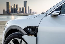 Audi e-tron - charge port
