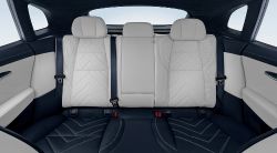 Zeekr 001 - interior rear seats white