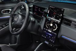 Honda e:Ny1 - interior