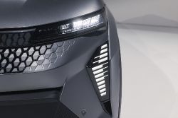 Renault Scenic E-Tech Electric - Alpine Version Headlight