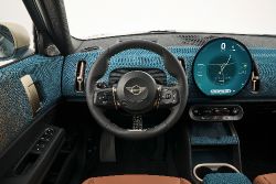 Mini Countryman - interior dashboard