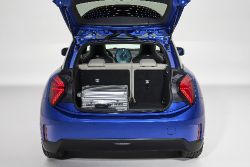 Mini Cooper - boot / trunk