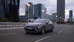 Porsche Macan - Image 4 from the photo gallery