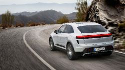 Porsche Macan - Image 8 from the photo gallery