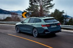 BMW i5 Touring - eDrive 40