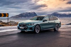 BMW i5 Touring - eDrive 40