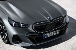 BMW i5 Touring - M60