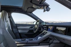 Porsche Taycan - interior