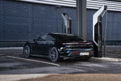 Porsche Taycan - charging