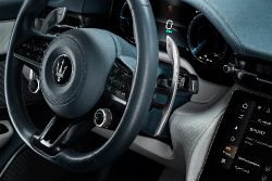 Maserati GranCabrio - steering wheel